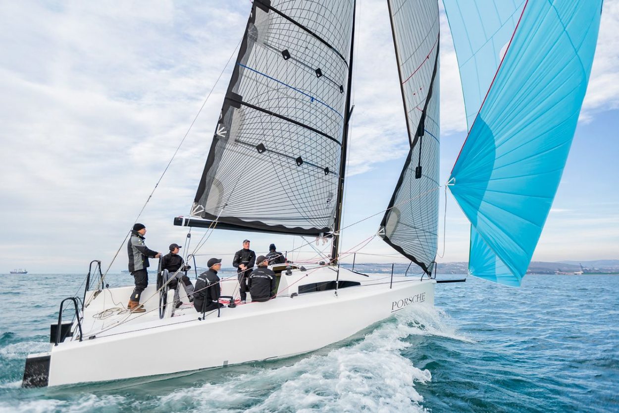 L30, a club yacht for business and beginners