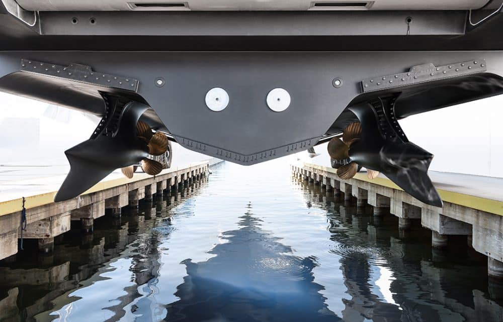 Image Rolls-Royce Propels Carbon Fiber into its Azipull