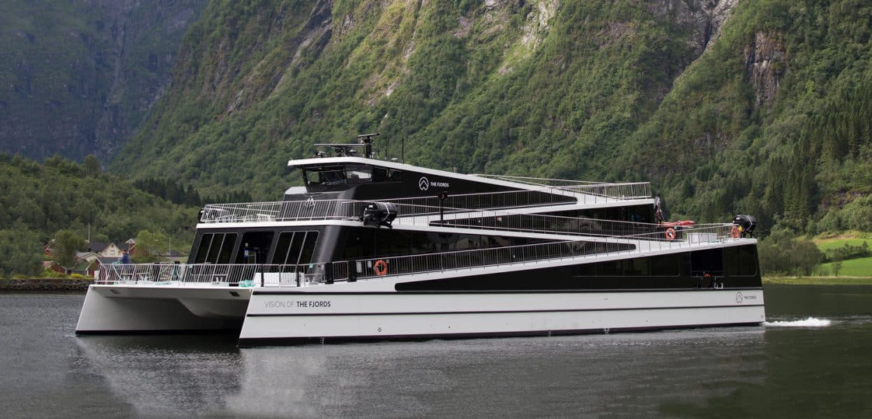 Hybrid Catamaran Ferry Named Ship of the Year