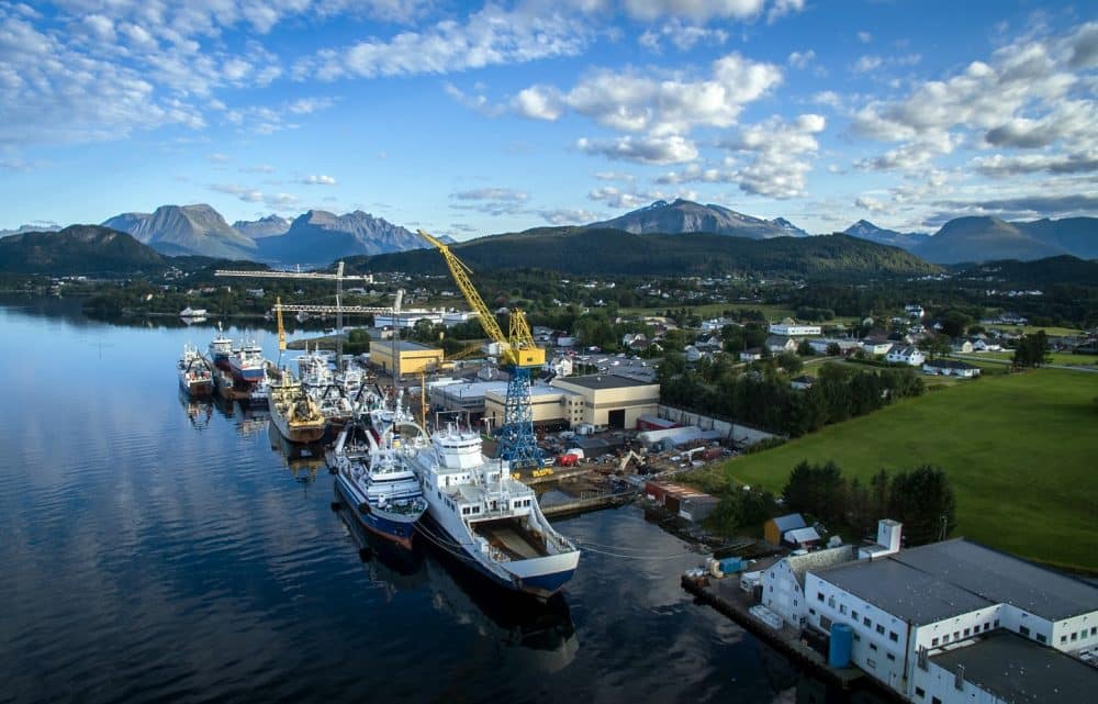 Image The World’s First Hydrogen-Powered Ferry by 2020